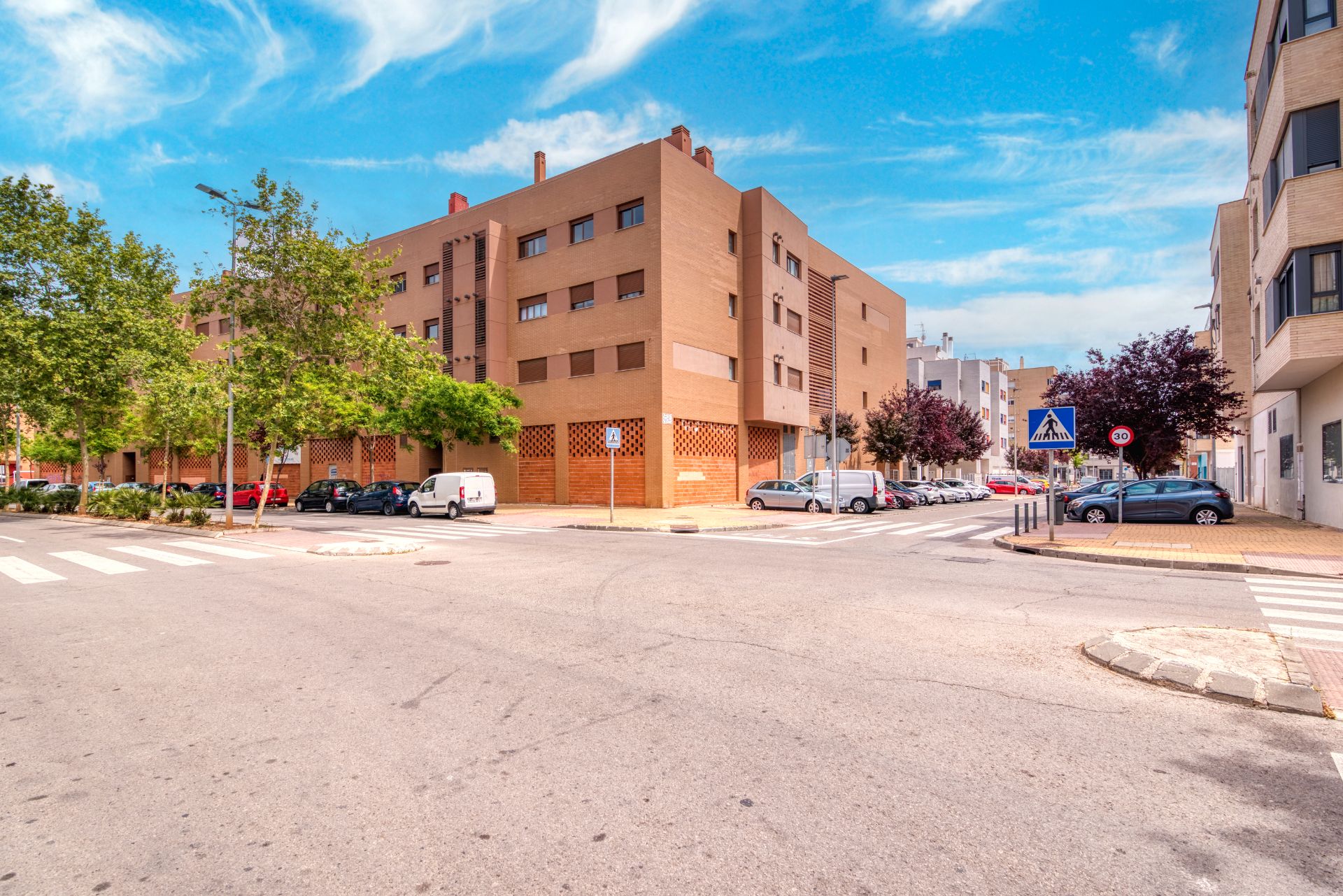 Exterior view of Flat to rent in Castellón de la Plana / Castelló de la Plana  with Storage room, Oven and Washing machine