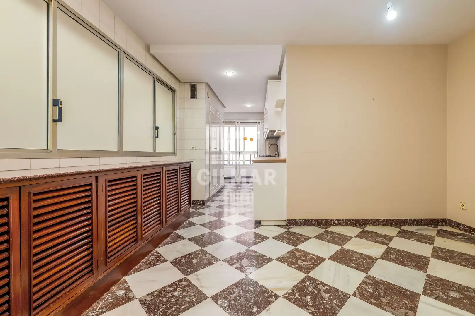 Flat for sale in Cádiz  with Heating, Storage room and Balcony