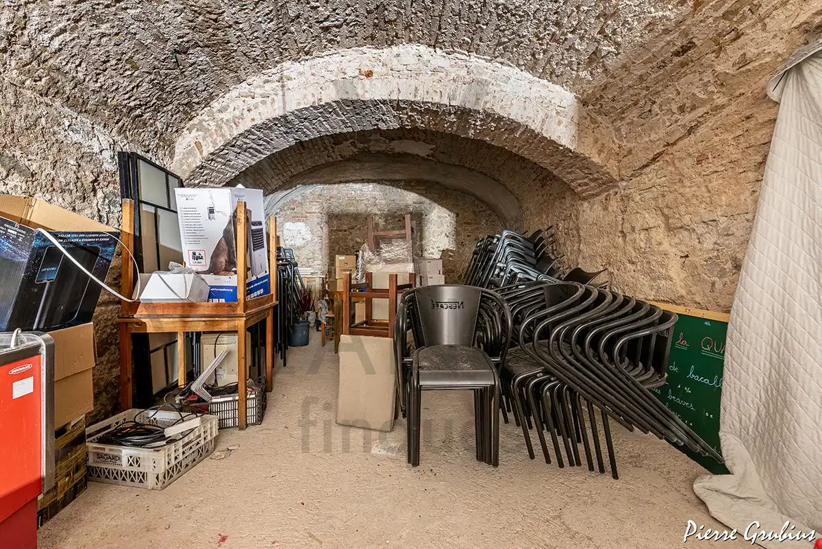 Commercial properties for rent in Falset  with Air Conditioner, Heating and Terrace