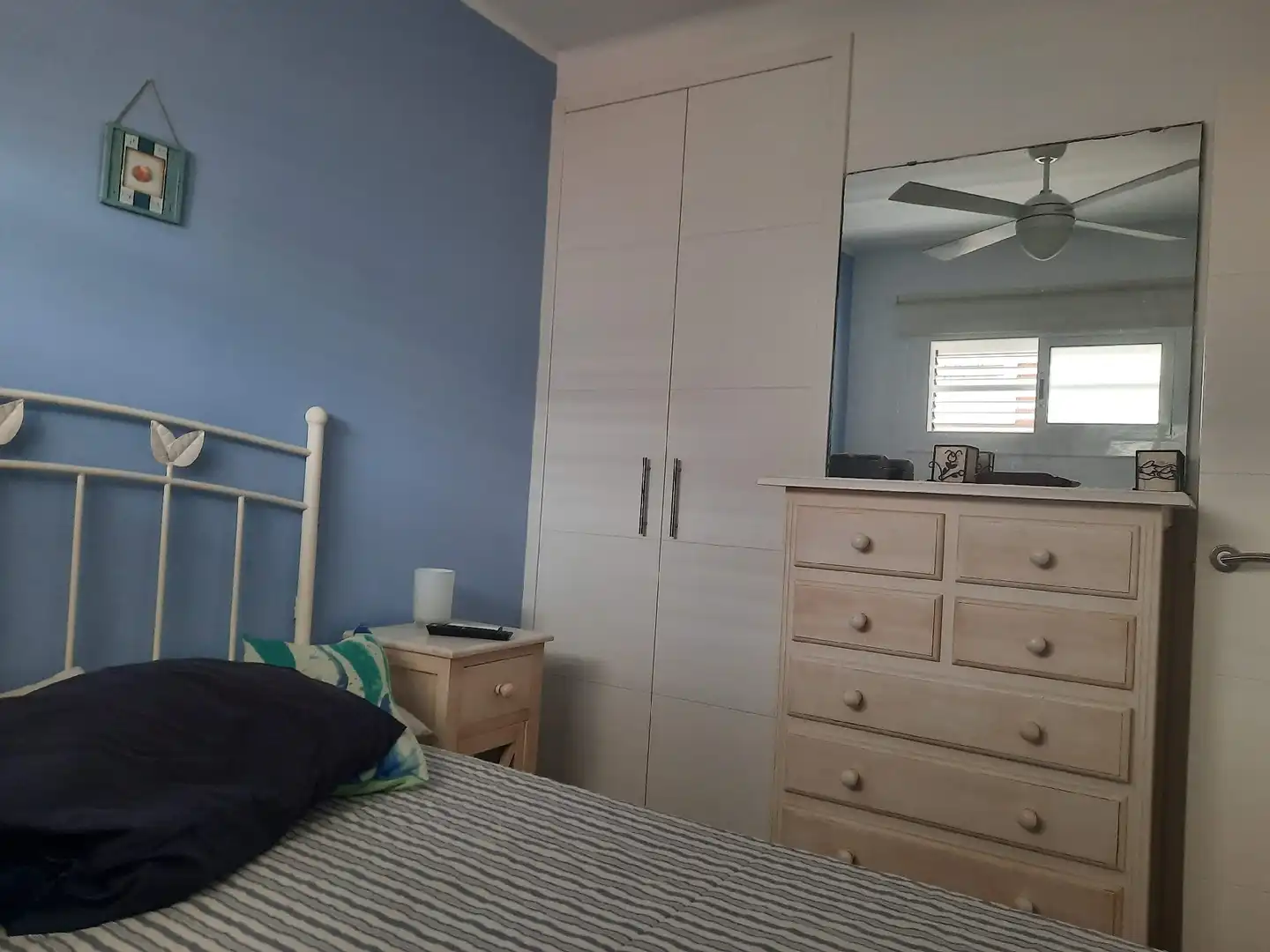 Habitación de Apartamento de alquiler en Salou con Calefacción, Terraza y Piscina