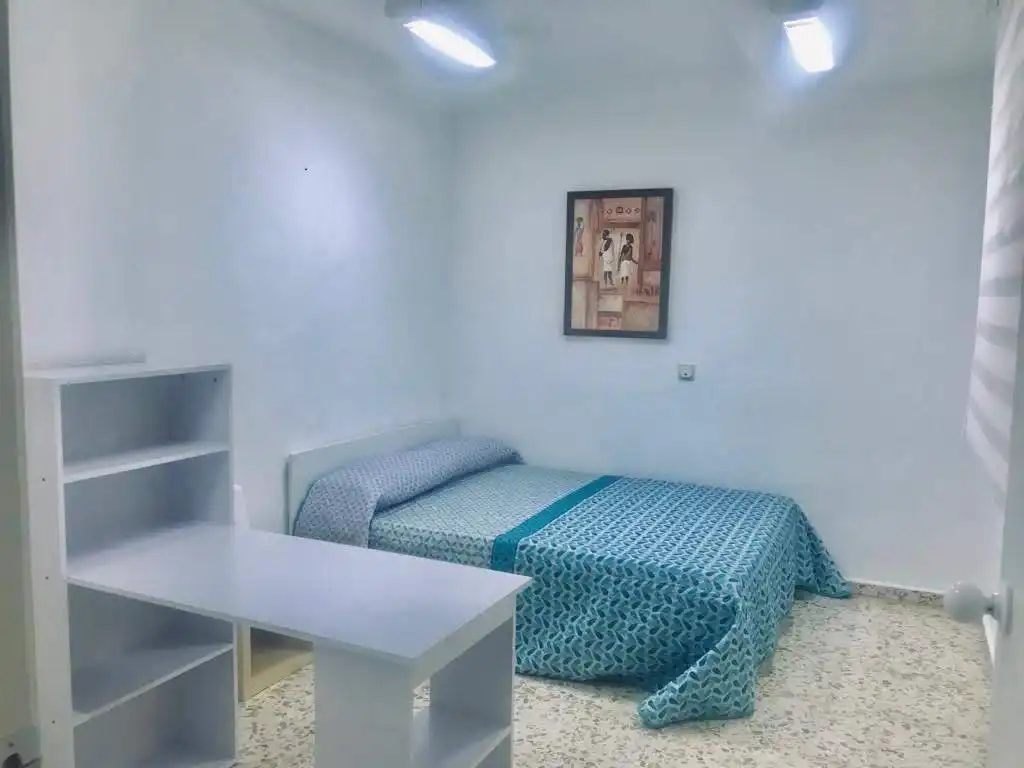 Bedroom of Flat for rent in Granada  with Air Conditioner, Heating and Furnished
