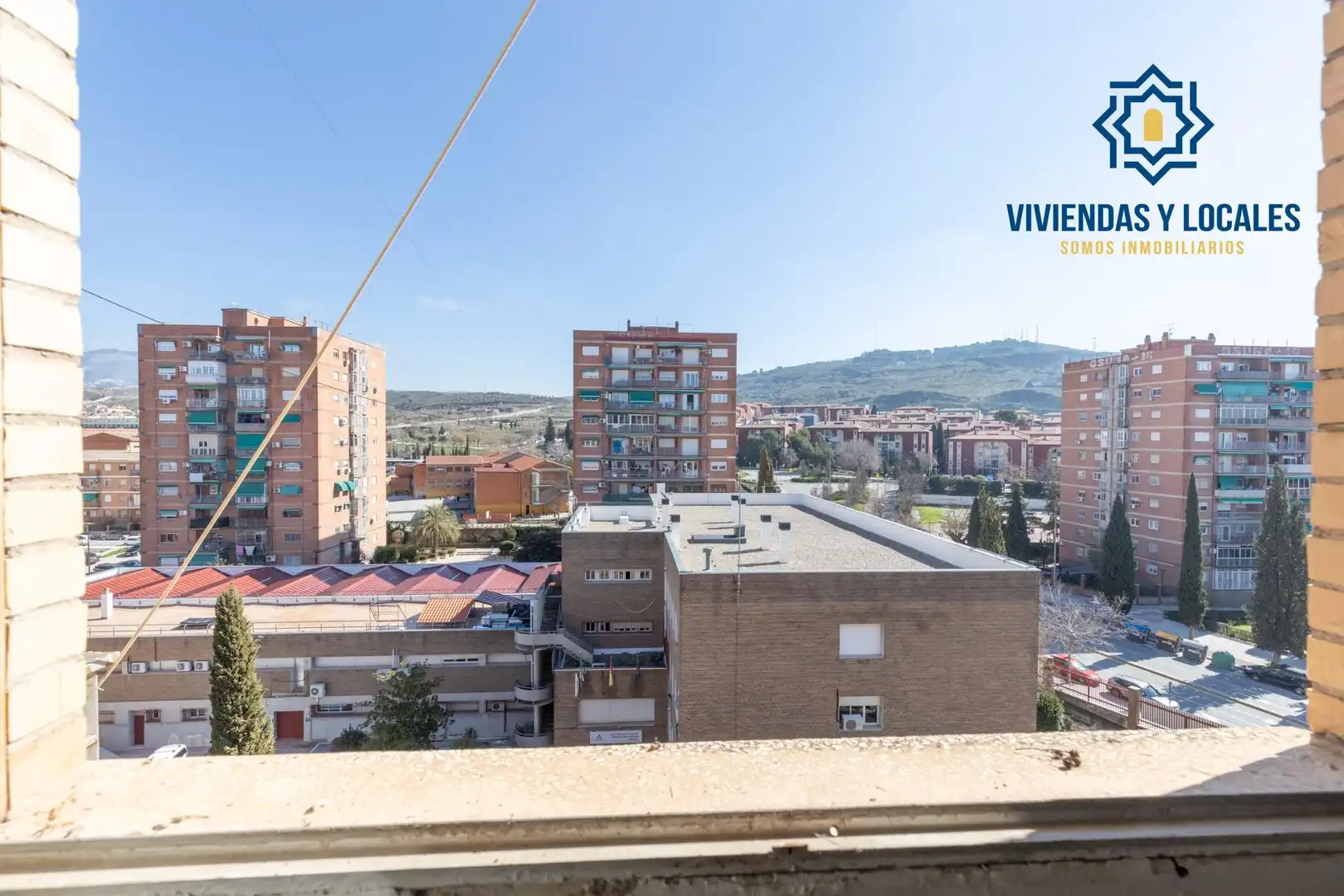 Vista exterior de Piso en venta en Granada con Terraza