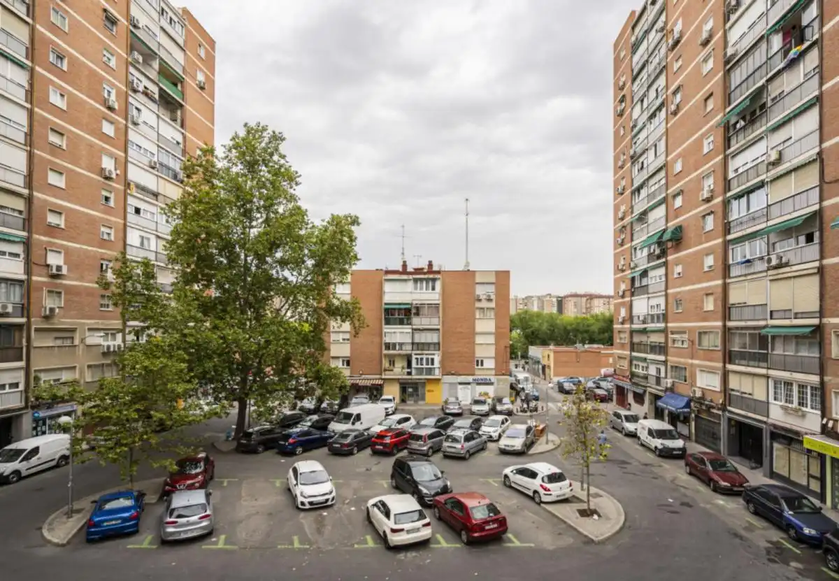 Vista exterior de Apartament de lloguer en Madrid amb Calefacció, Moblat i Forn