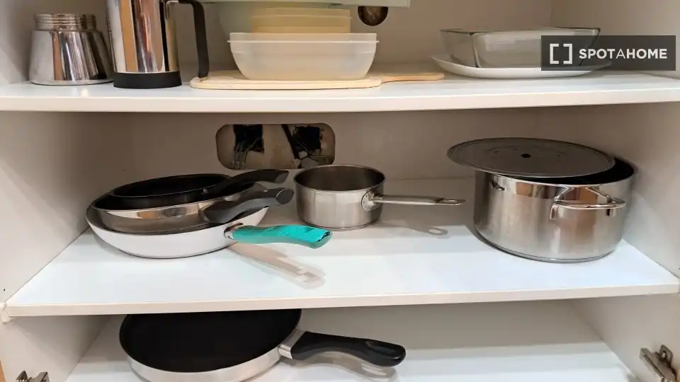 Cuina de Apartament per a compartir en Vigo  amb Aire condicionat, Terrassa i Moblat