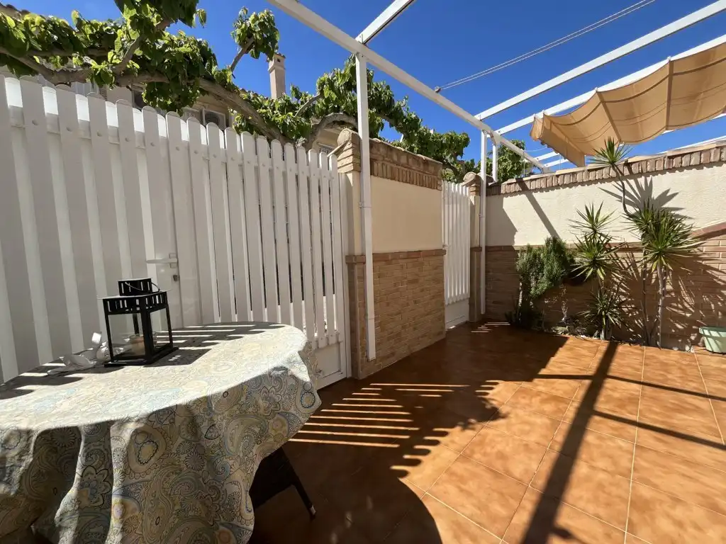Terrassa de Casa adosada en venda en Orihuela amb Aire condicionat, Terrassa i Moblat