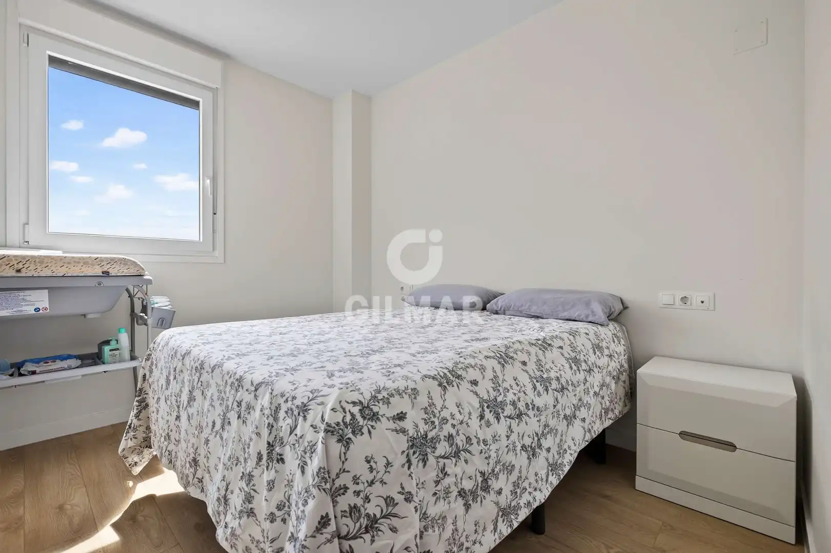 Bedroom of Flat for sale in Dos Hermanas  with Heating, Storage room and Swimming Pool