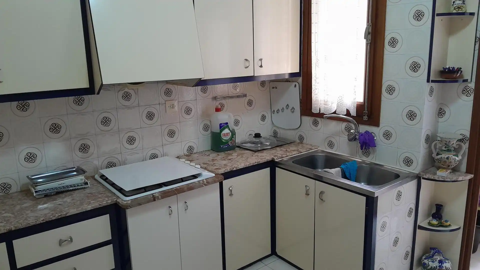 Cuina de Pis en venda en Yecla amb Calefacció, Moblat i Balcó