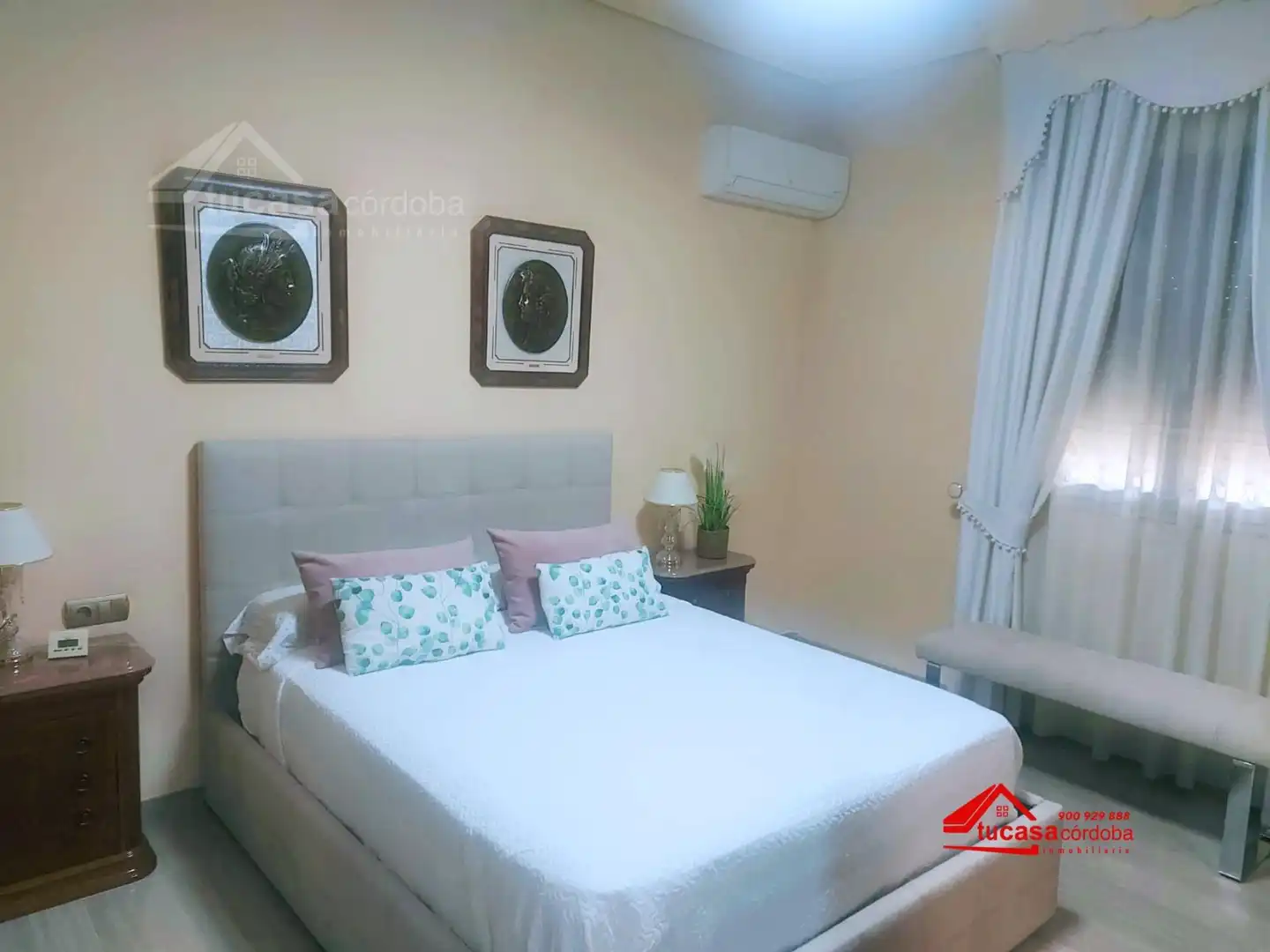 Bedroom of Duplexes for sale in El Carpio  with Air Conditioner and Furnished