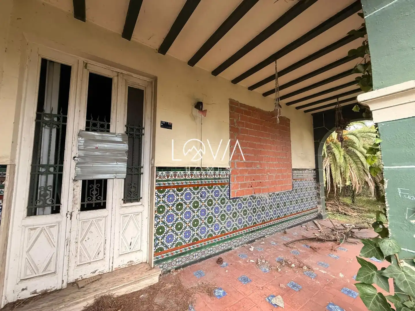 Vista exterior de Casa o xalet en venda en El Carbayedo - El Quirinal