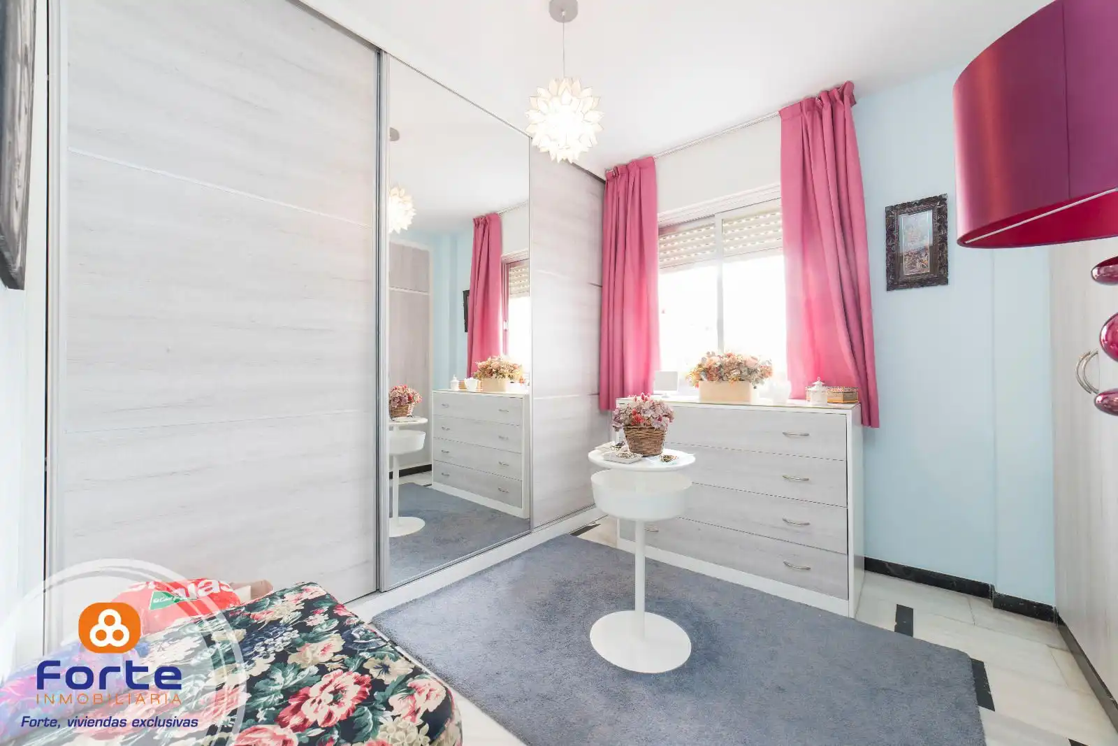 Schlafzimmer von Wohnung zum Verkauf in Córdoba mit Klimaanlage