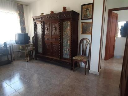 Sala d'estar de Finca rústica en venda en Fuentepelayo amb Calefacció