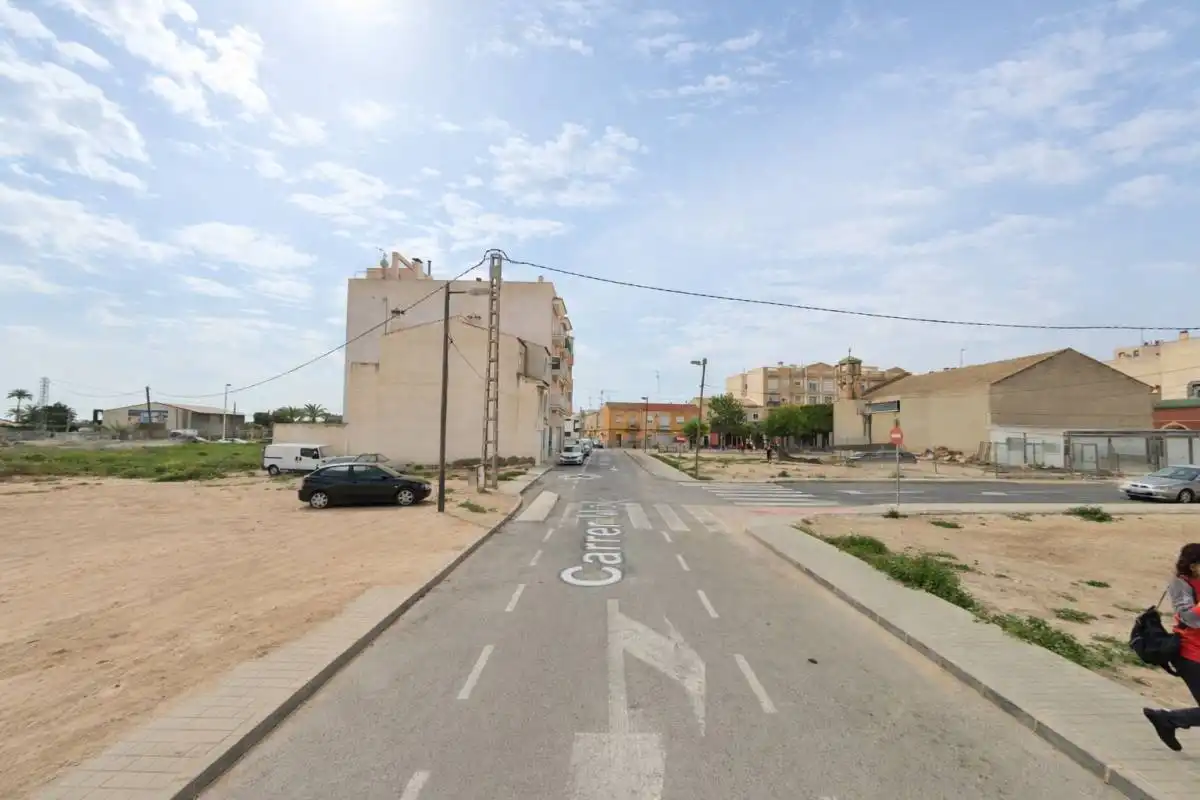 Residencial en venta en Carrer Molí, Las Bayas