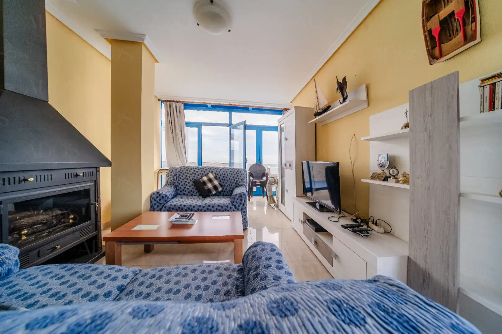 Living room of Attic for sale in Roquetas de Mar  with Terrace and Furnished