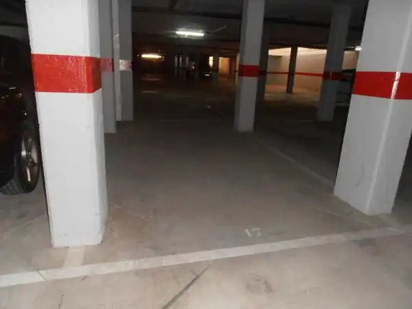Aparcament de Pis en venda en Campos amb Piscina