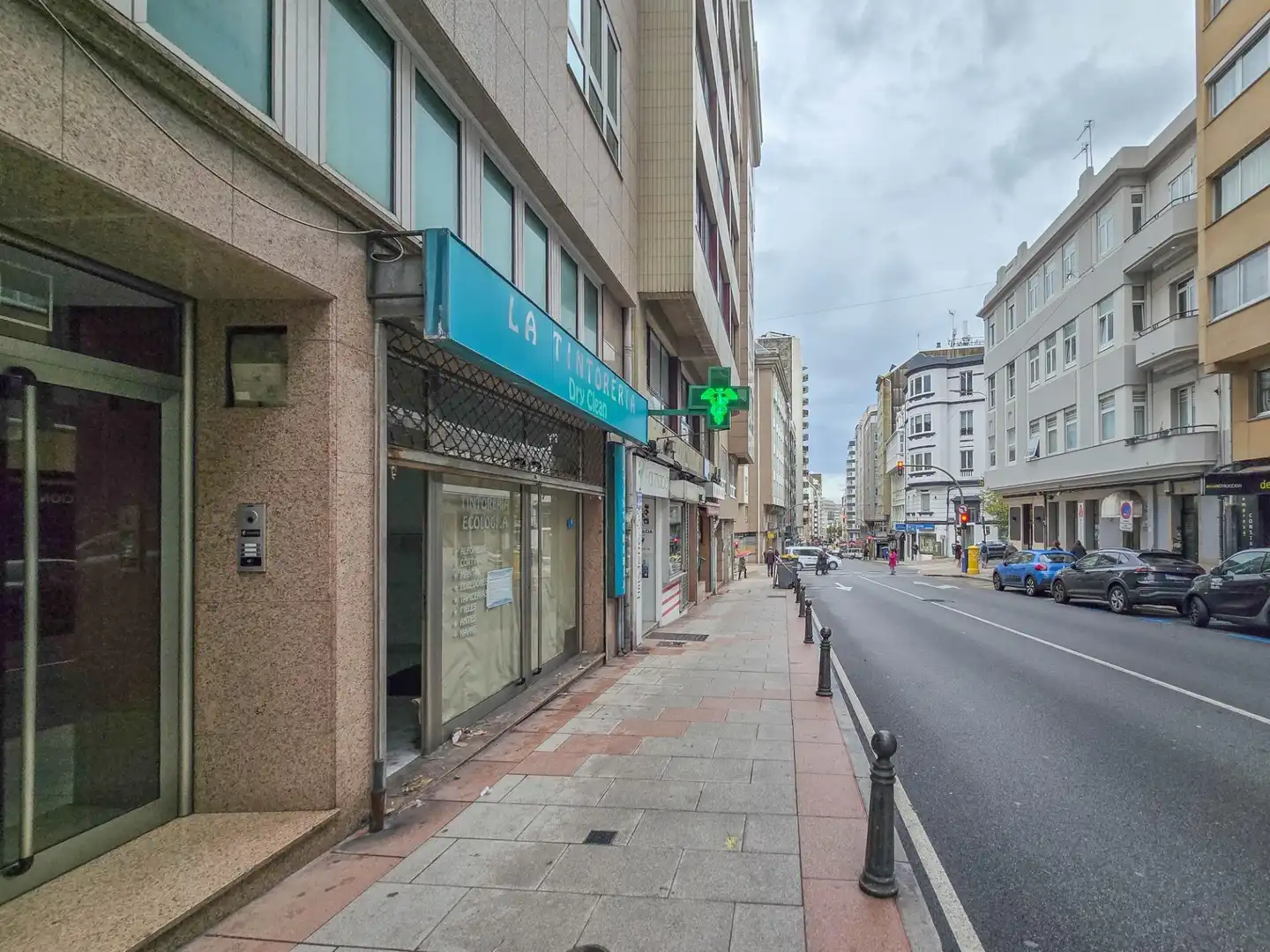 Vista exterior de Local en venta en A Coruña Capital 