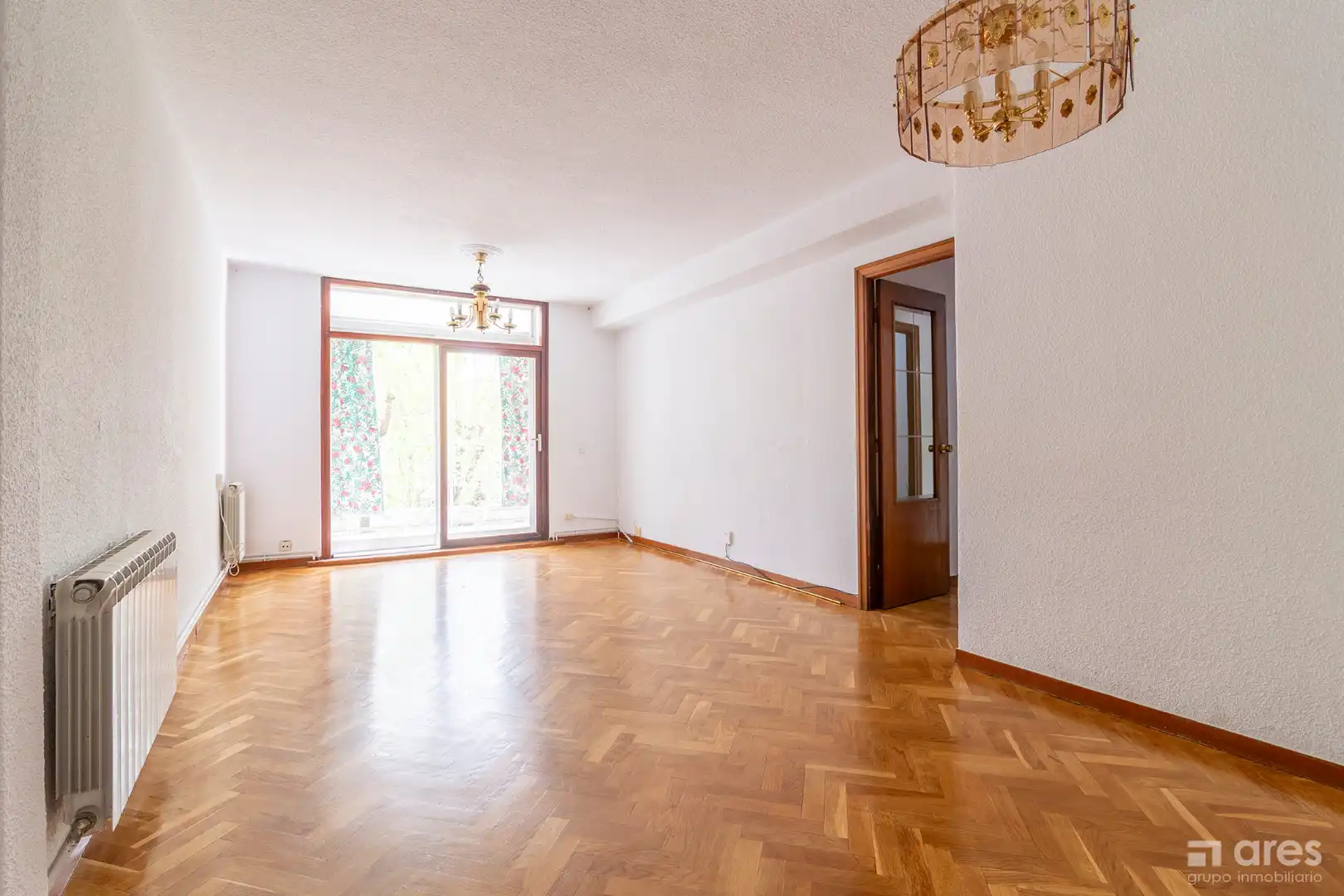 Sala de estar de Piso en venta en Alcorcón con Calefacción, Terraza y Amueblado