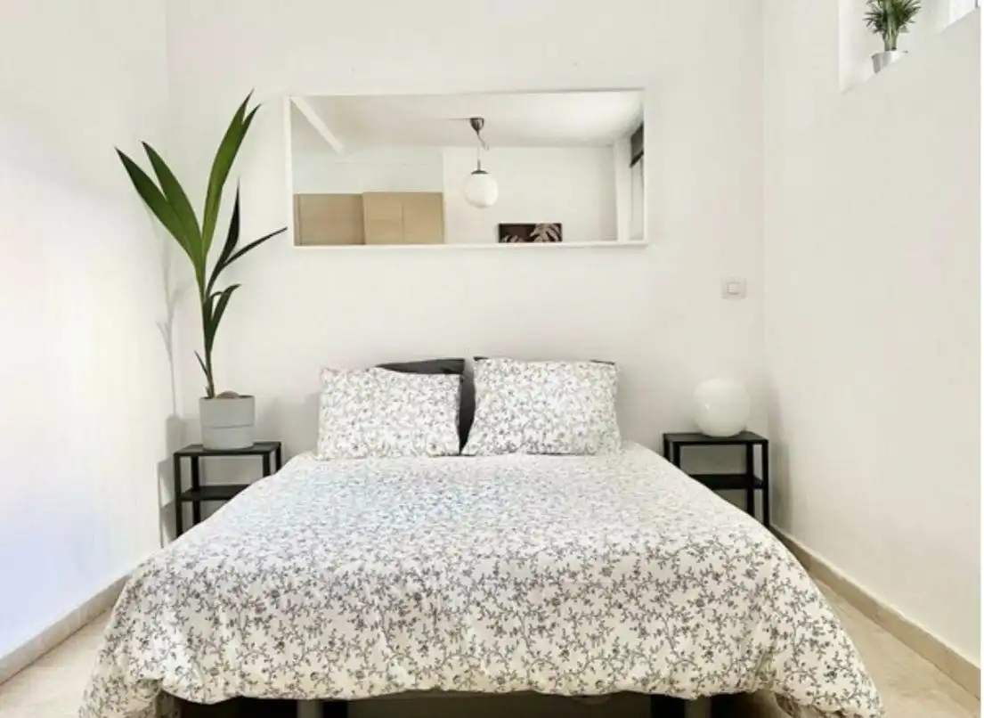 Habitación de Piso en venta en Málaga con Aire acondicionado y Amueblado