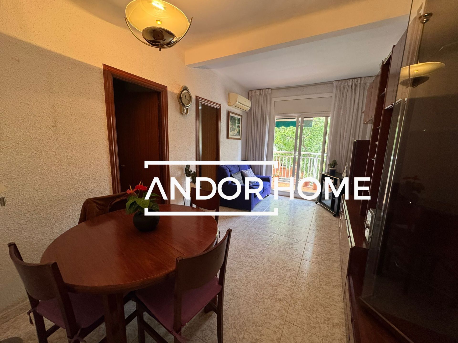 Living room of Flat for sale in  Barcelona Capital  with Air Conditioner and Balcony