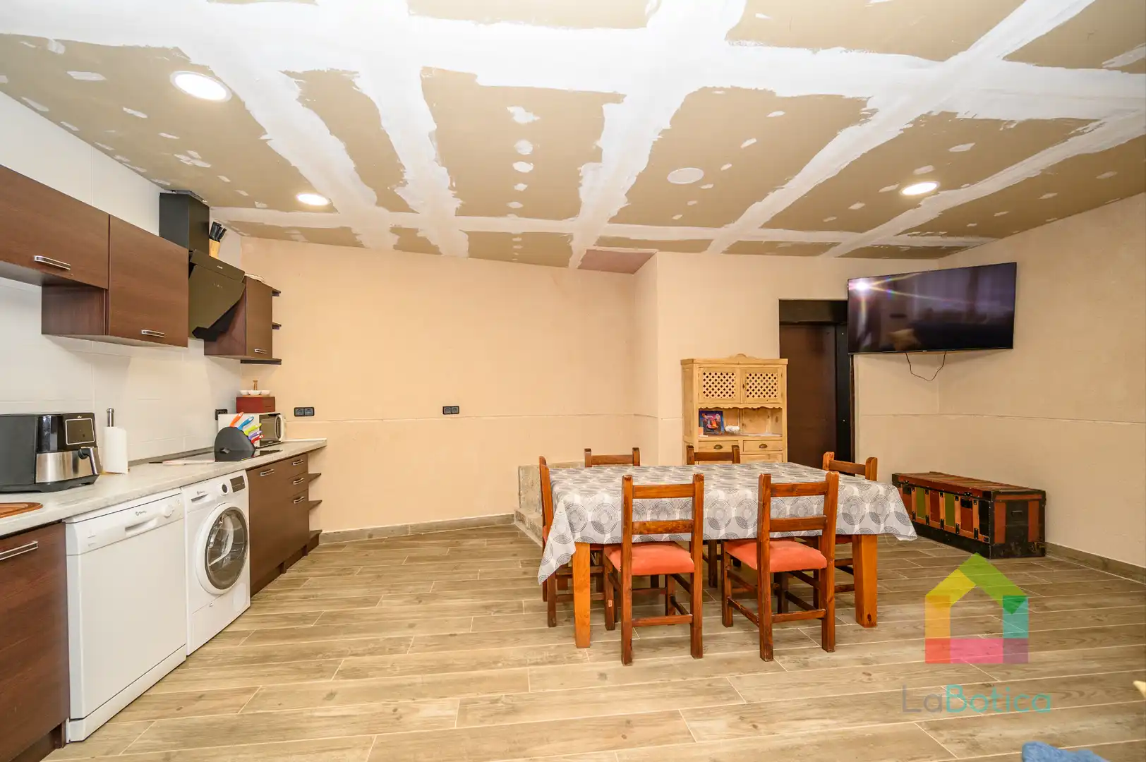 Semi-detached house with pool for sale in Magán, imagen 46