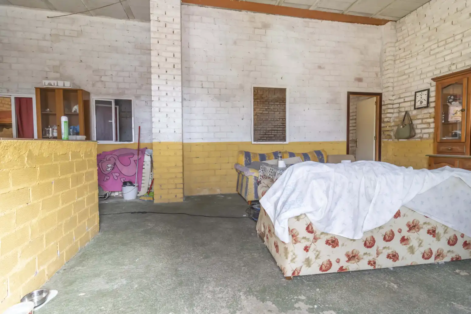 Casa adosada en venda en Gerena amb Jardí privat i Piscina