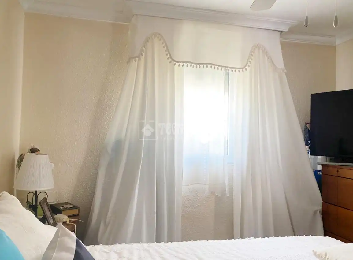 Habitación de Piso en venta en Sevilla con Aire acondicionado y Amueblado
