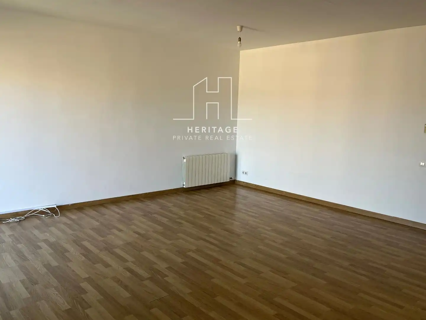 Sala de estar de Casa adosada de alquiler en Tiana con Aire acondicionado, Calefacción y Jardín privado
