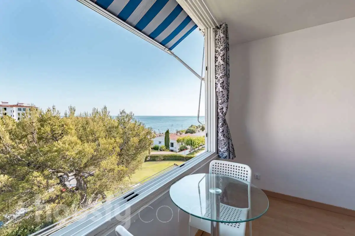 Dormitori de Pis en venda en Sitges amb Jardí privat, Parquet i Traster