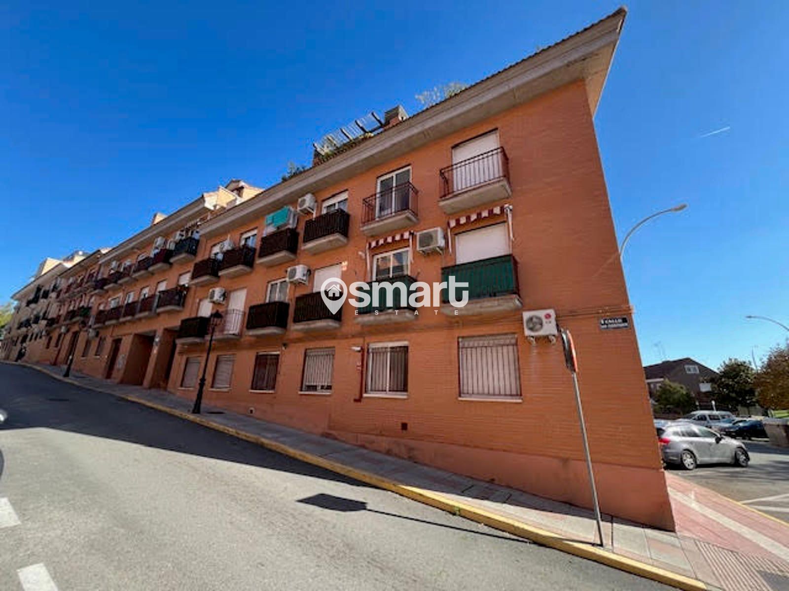 Exterior view of Flat for sale in Humanes de Madrid  with Storage room