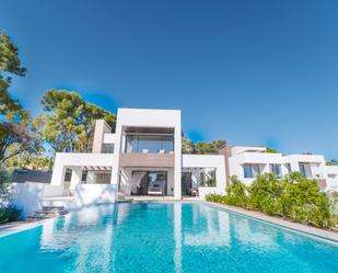 Swimming pool of House or chalet for sale in Marbella