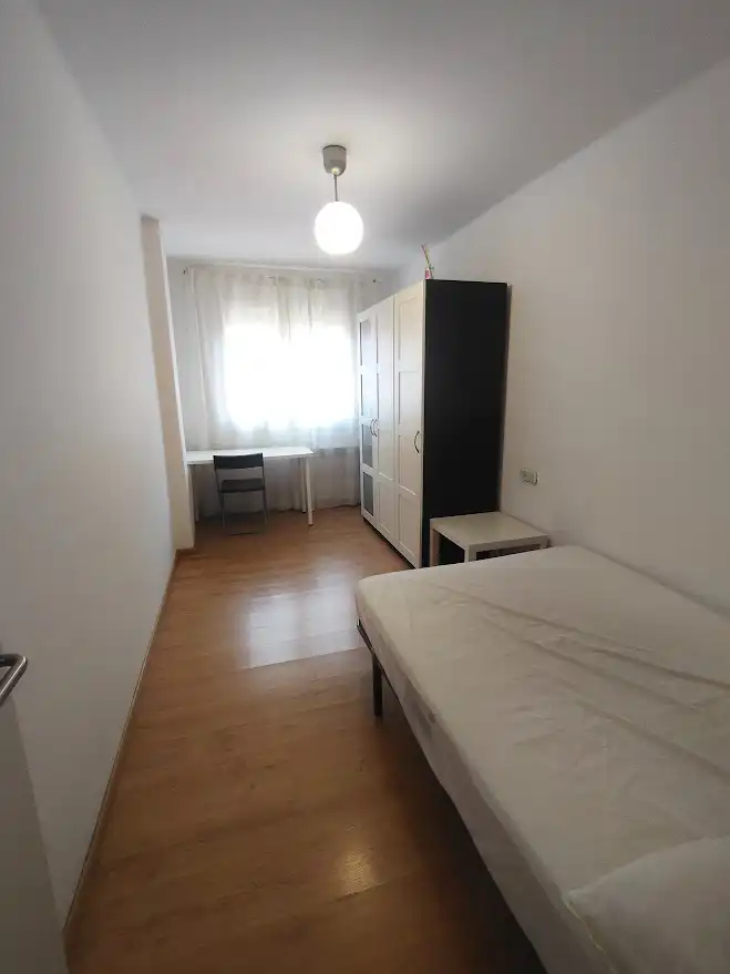 Schlafzimmer von Wohnung zur Miete in Lleida mit Heizung, Möbliert und Ofen