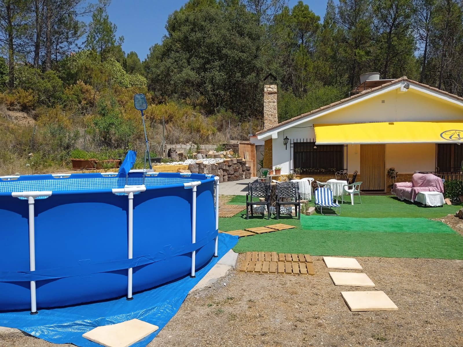 Piscina de Casa o xalet en venda en Yátova amb Jardí privat, Terrassa i Traster