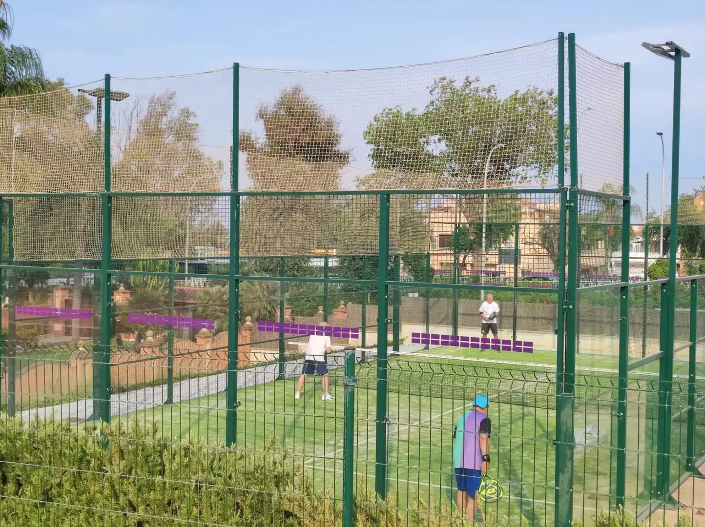 Vista exterior de Casa adosada en venta en Torremolinos con Aire acondicionado, Jardín privado y Terraza