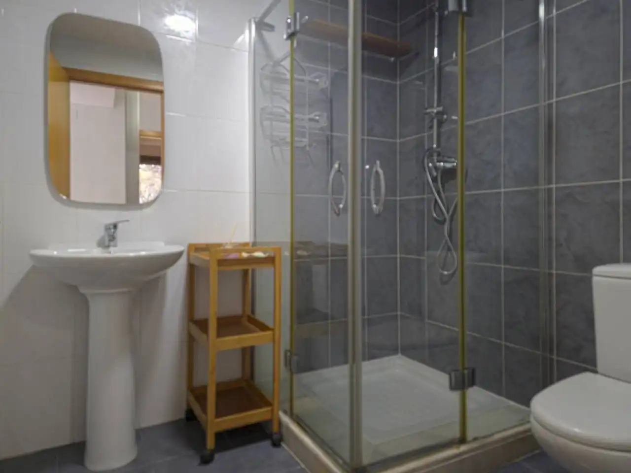 Bathroom of Detached homes for rent in Torrent  with Air Conditioner, Heating and Private garden