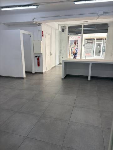 Local comercial en Alquiler en Cerdanyola Sud