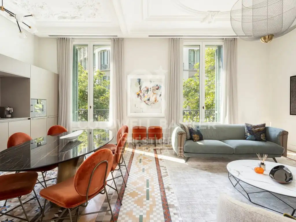 Apartment mit Pool zur Miete in Calle Ausias Marc