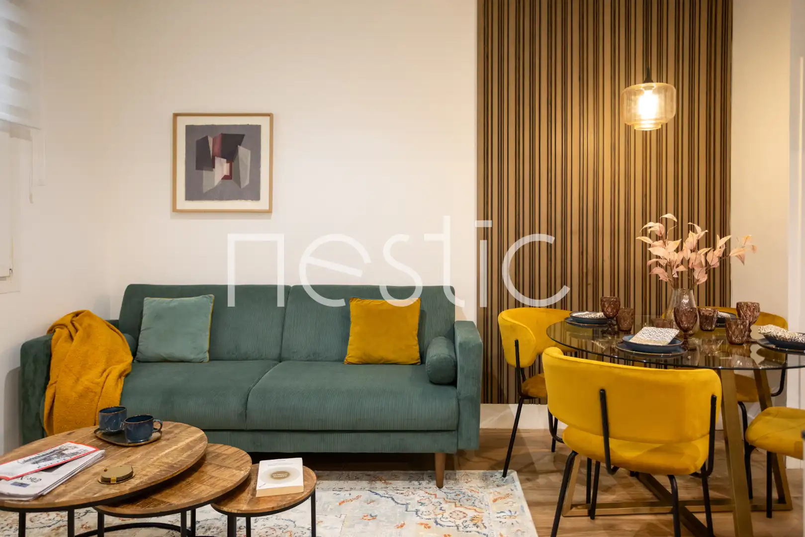 Sala d'estar de Apartament de lloguer en Madrid amb Aire condicionat, Calefacció i Moblat