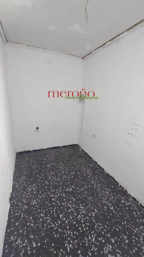 Piso en venta en Elche / Elx con Trastero y Balcón