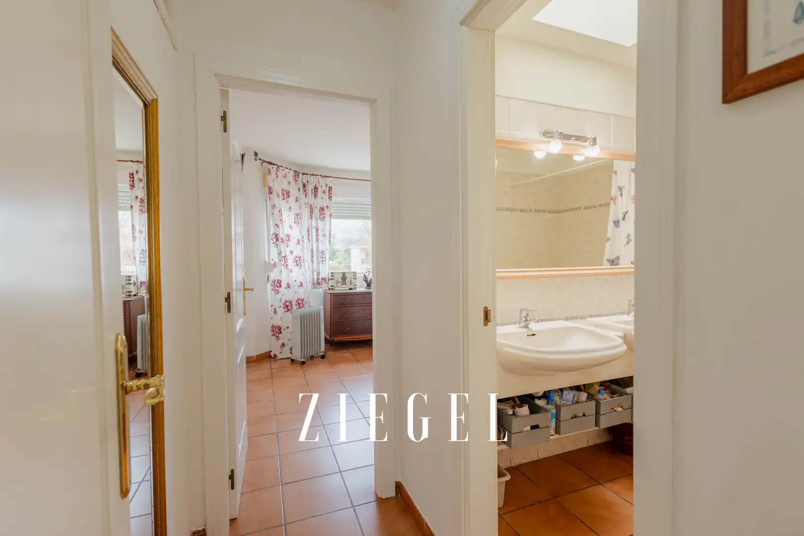 Bathroom of Houses for sale in San Cristóbal de la Laguna  with Terrace, Storage room and Balcony