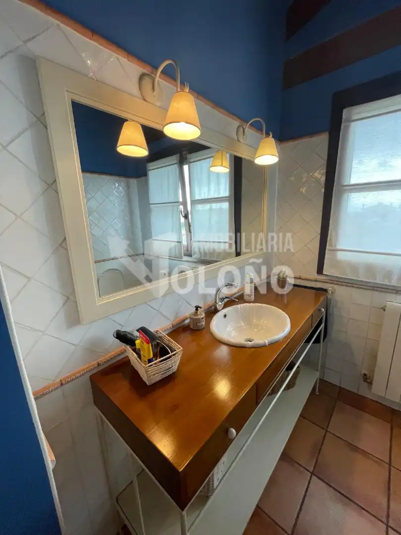 Baño de Casa o chalet en venta en Cuzcurrita de Río Tirón con Calefacción, Jardín privado y Parquet