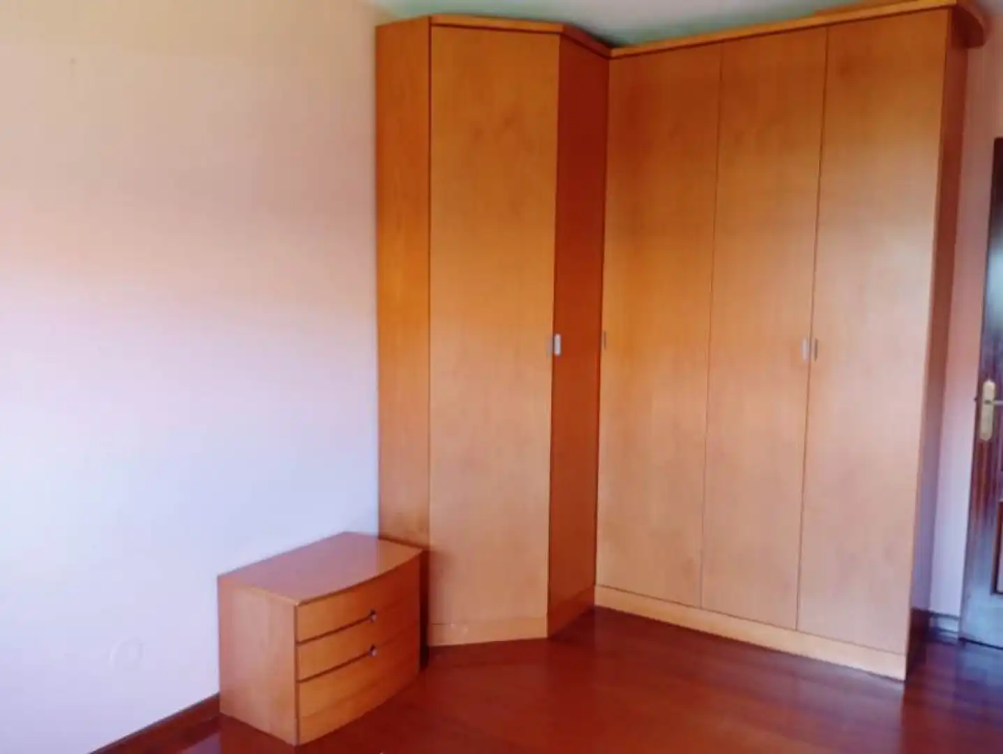 Schlafzimmer von Einfamilien-Reihenhaus zum Verkauf in Reocín mit Heizung und Terrasse