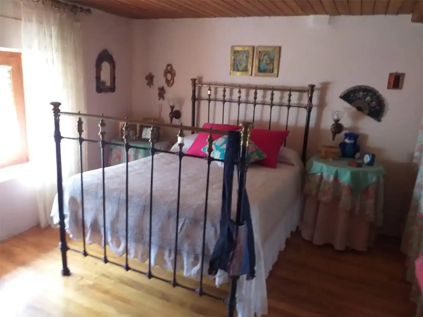 Dormitori de Pis en venda en Saldaña amb Jardí privat, Parquet i Moblat