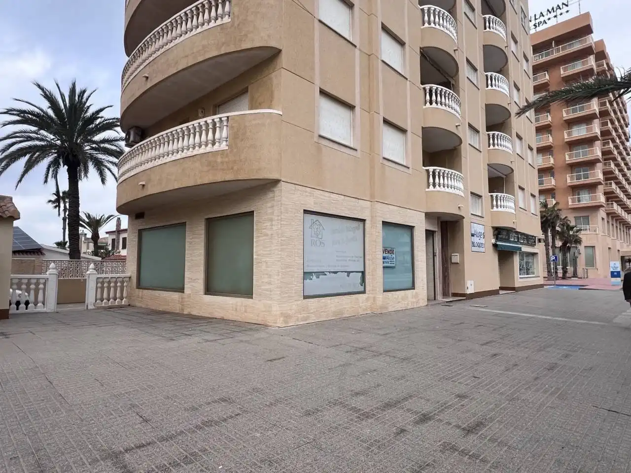 Local comercial en venta en Aluse 1 6