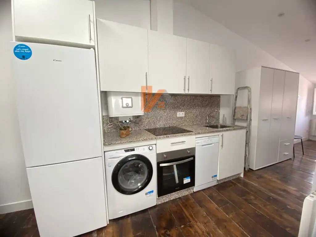 Küche von Loft zur Miete in Santiago de Compostela  mit Möbliert