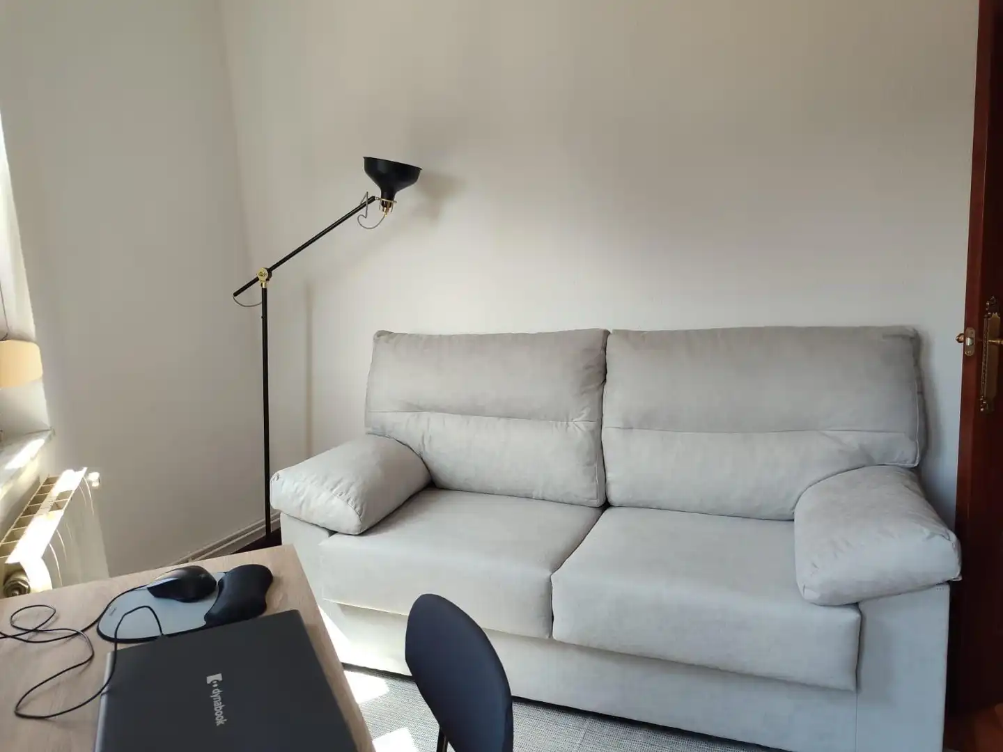 Living room of Flat for rent in Oviedo   with Heating and Furnished