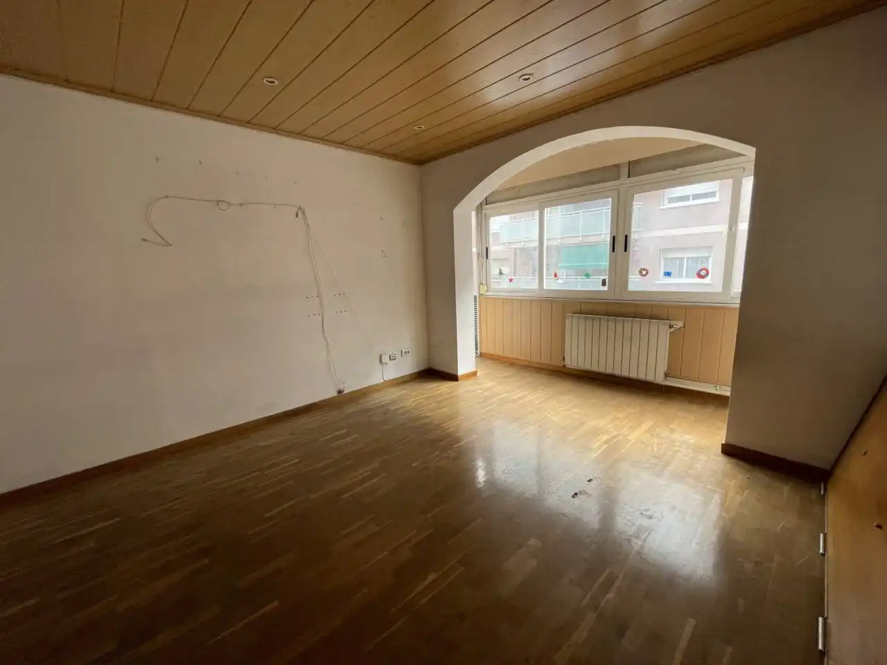 Sala de estar de Piso en venta en Sant Boi de Llobregat con Calefacción, Parquet y Balcón