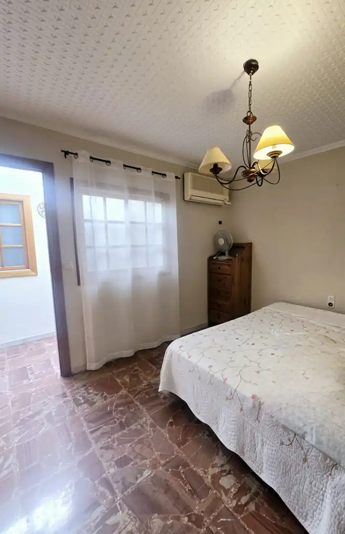 Habitación de Casa o chalet en venta en Alcalá de Guadaira con Aire acondicionado