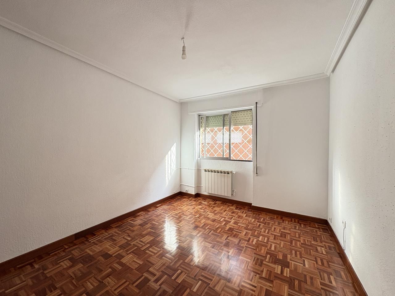Bedroom of Planta baja to rent in  Madrid Capital  with Heating and Parquet flooring