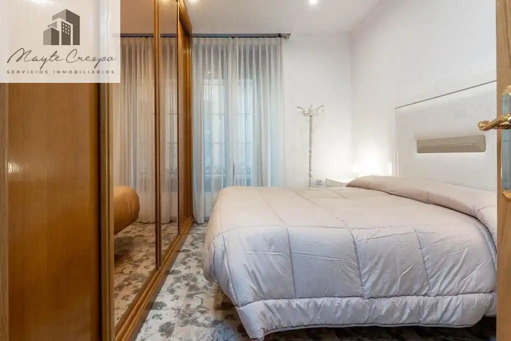 Piso con ascensor en venta en Calle Águila, imagen 5