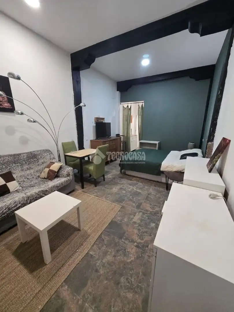Estudio en venta en C. Gobernador, Centro