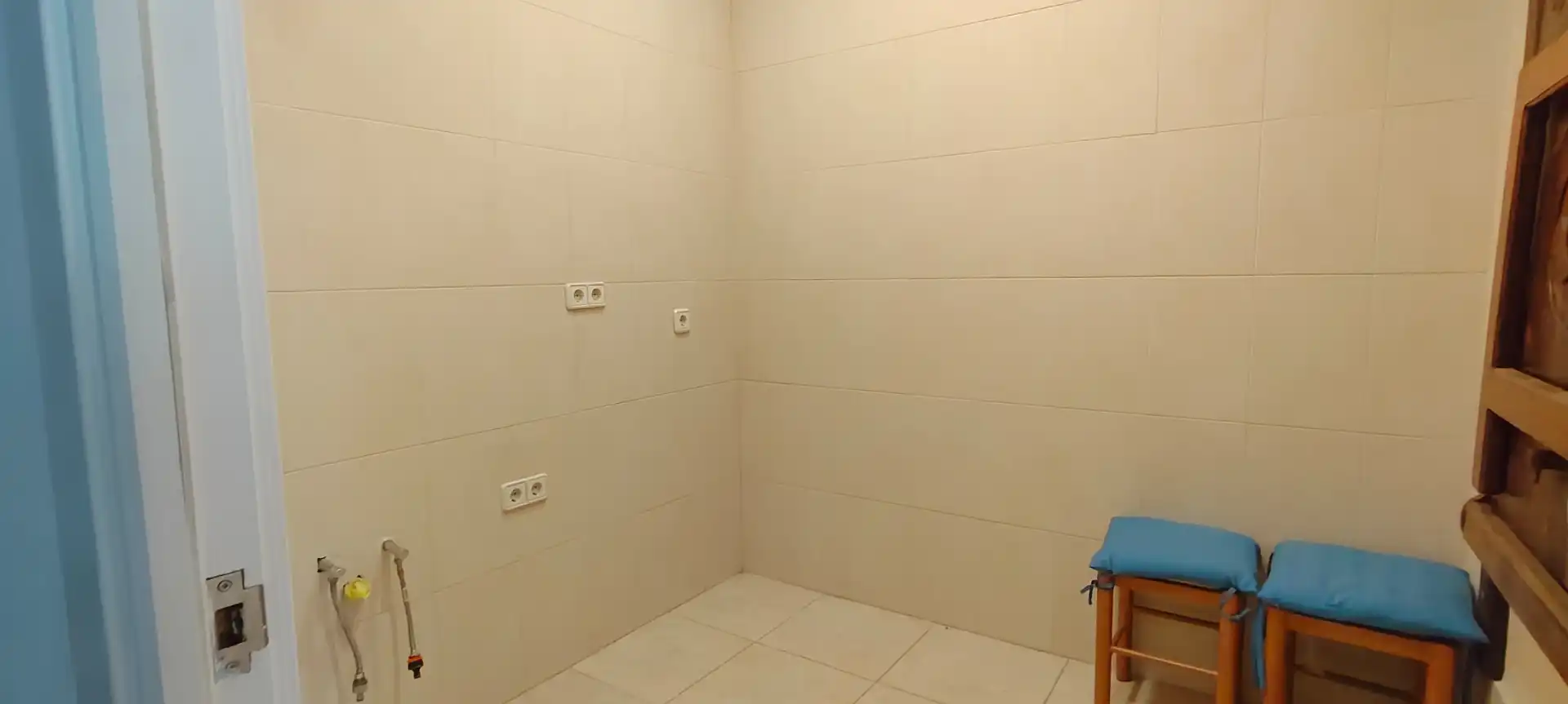 Badezimmer von Geschaftsraum zum Verkauf in  Pamplona / Iruña